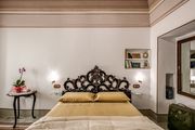 Palazzo Stunis Charme B&B